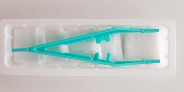 Produktbild - 56825 - Omläggningsset med gasväv tråg och pincett 5 plattorkar