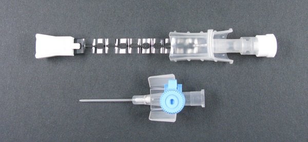 Produktbild - 43601 - Infusionskanyl med injektionsport stickskydd och röntgentät kateter blå 22G 0,9x25mm