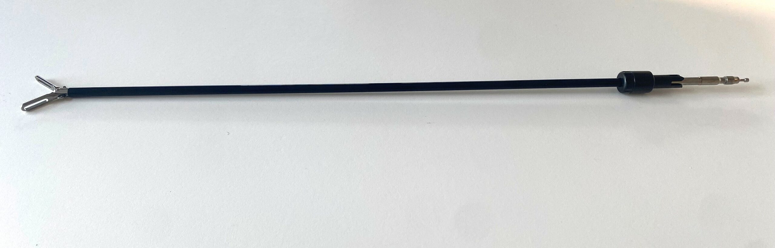 Produktbild - VF000163078 - BLUE LAP. MONOPOLAR ATRAUMATIC FENESTRATED JOHAN GRASPER ,17MM TIP 10ST