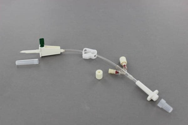 Produktbild - 70078 - Infusionsaggregat 2-vägs med backventil för säker blandning och beredning för cytostatikapump