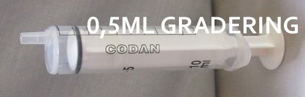 Produktbild - 62474 - Injektionsspruta dubbelgraderad luer-lock excentrisk med 0,5ml gradering 10ml