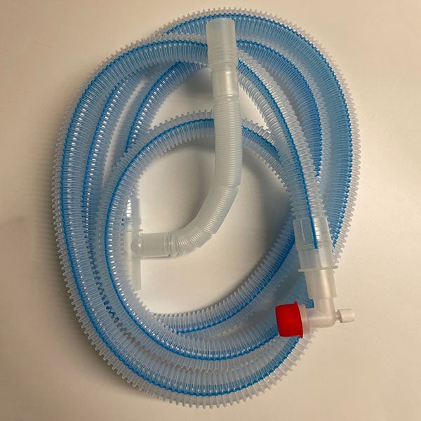 Produktbild - 61741 - Narkos- och respiratorslang 2-delad med knäkopplingsstycke för in- och utflöde 3,0m