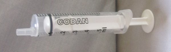 Produktbild - 41869 - Injektionsspruta dubbelgraderad luer-lock excentrisk med 0,2ml gradering 5ml