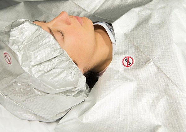 Produktbild - 62331 - Värmetäcke helkropp återreflekterande för över- och underliggande bruk neonatal 85x76cm