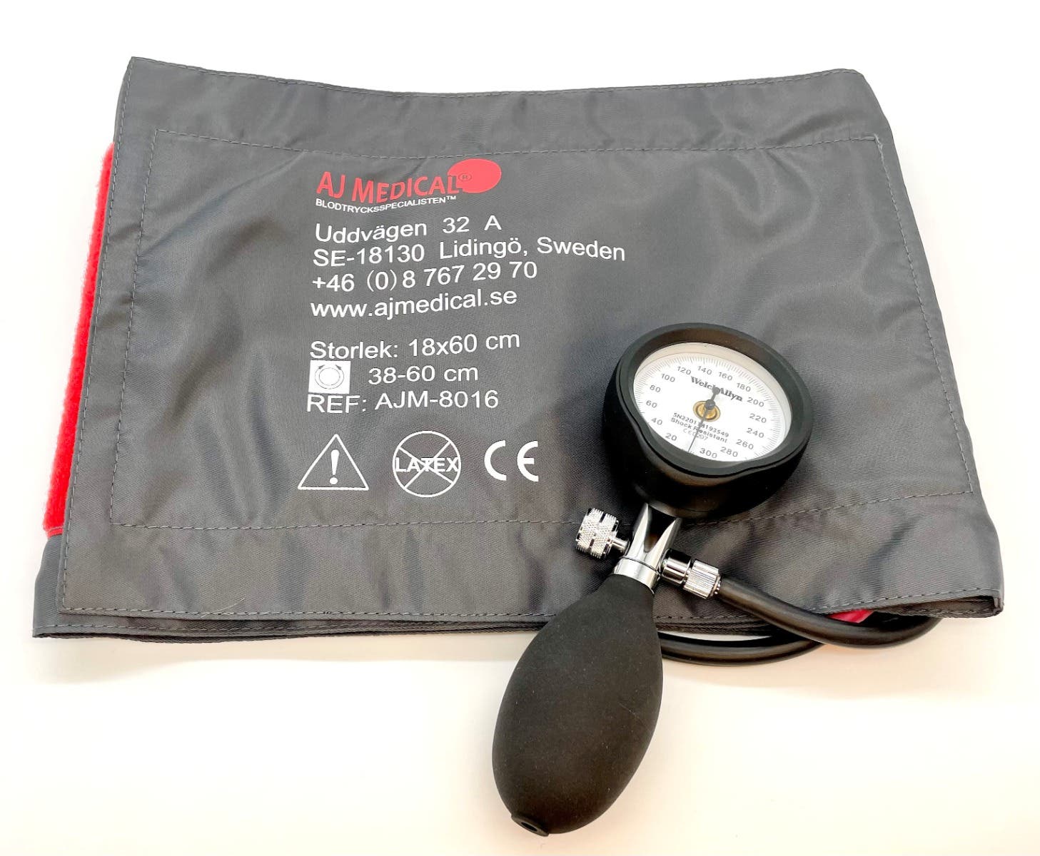 Produktbild - VF000152664 - Blodtrycksmanschett komplett enkelslang med skruvventil för lår/ben 18x60cm