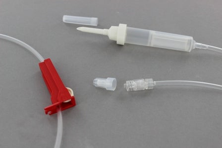 Produktbild - VF000123256 - Transfusionsaggregat utan luftning med roterande luer-lock och flödesstopp 250cm