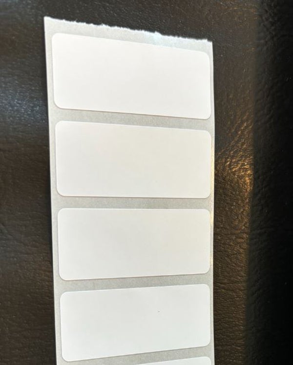 Produktbild - 63004 - Etikett Synthermal special med små radier 43x18mm 3000st/rulle